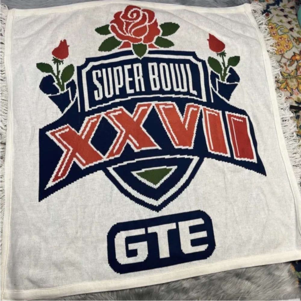 Vintage XXVII 1992 Super Bowl Cowboys Bills Knit Blanket